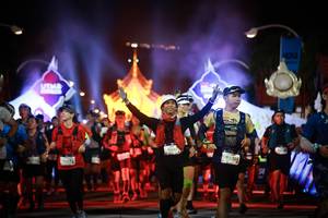 BIB: 969, 9520
                            <button type="button" onclick="openModal(22676126)" class="btn btn-primary btn-sm float-right btn-popup" data-toggle="modal" data-target=".modal-high-quality">
                        <i class="fas fa-shopping-cart"></i> Add to Cart
                    </button>
                                            <button type="button" onclick="isThisMe(22676126, true)" class="btn btn-success btn-sm float-right btn-popup btn-isme hidden" data-toggle="tooltip" data-placement="bottom" title="นี่คือรูปของคุณใช่ไหม คลิกที่นี่เพื่อเอาเข้าอัลบั้ม">
                        <i class="fas fa-plus"></i> Add to album
                    </button>
                    <button type="button" onclick="isThisMe(22676126, false)" class="btn btn-warning btn-sm float-right btn-popup btn-isnotme hidden">
                        <i class="fas fa-ban"></i> Remove from album
                    </button>